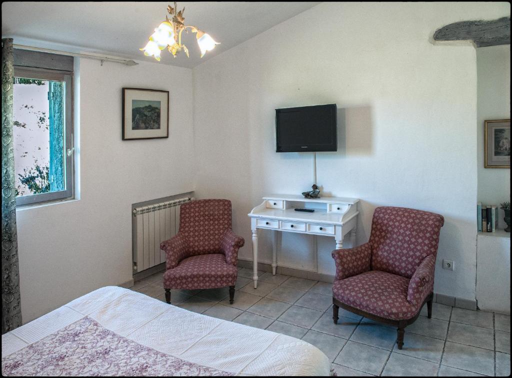 Ecuries Sainte Croix Bed & Breakfast Carcassonne Phòng bức ảnh